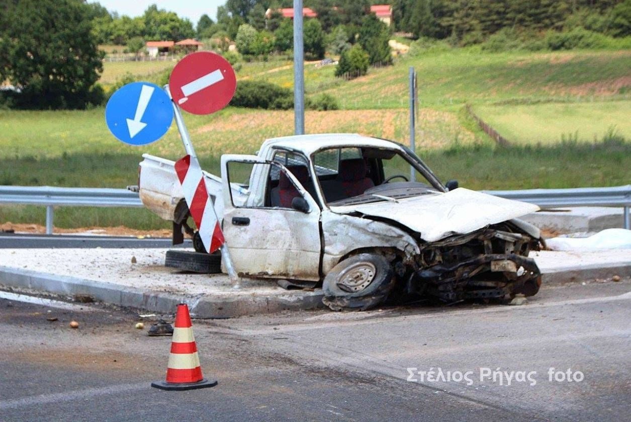 Νεκρές σε τροχαίο νύφη και πεθερά στη Χαλκιδική (εικόνες)